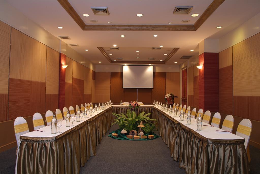 Chon Inter Hotel Chonburi Exterior foto