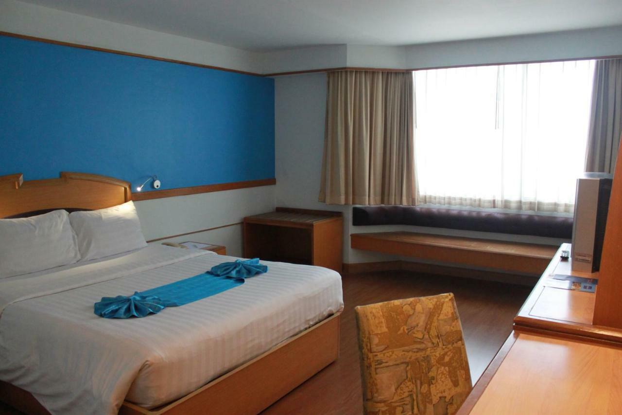 Chon Inter Hotel Chonburi Exterior foto
